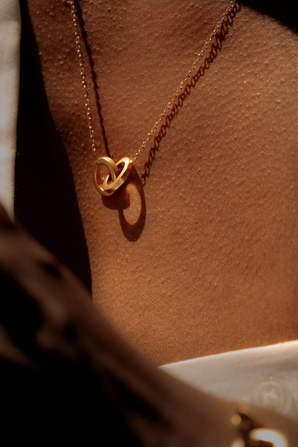 Collier cercles entrelacés