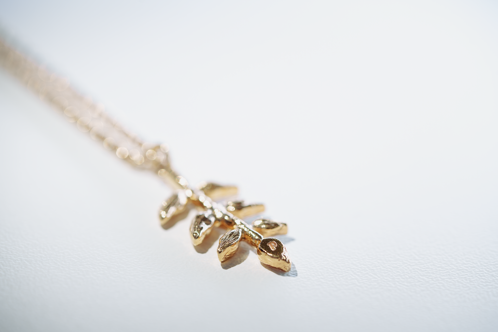 Collier feuille